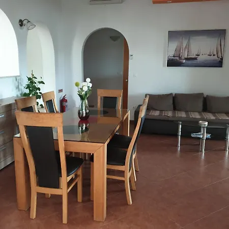 Stella Maris Apartment *